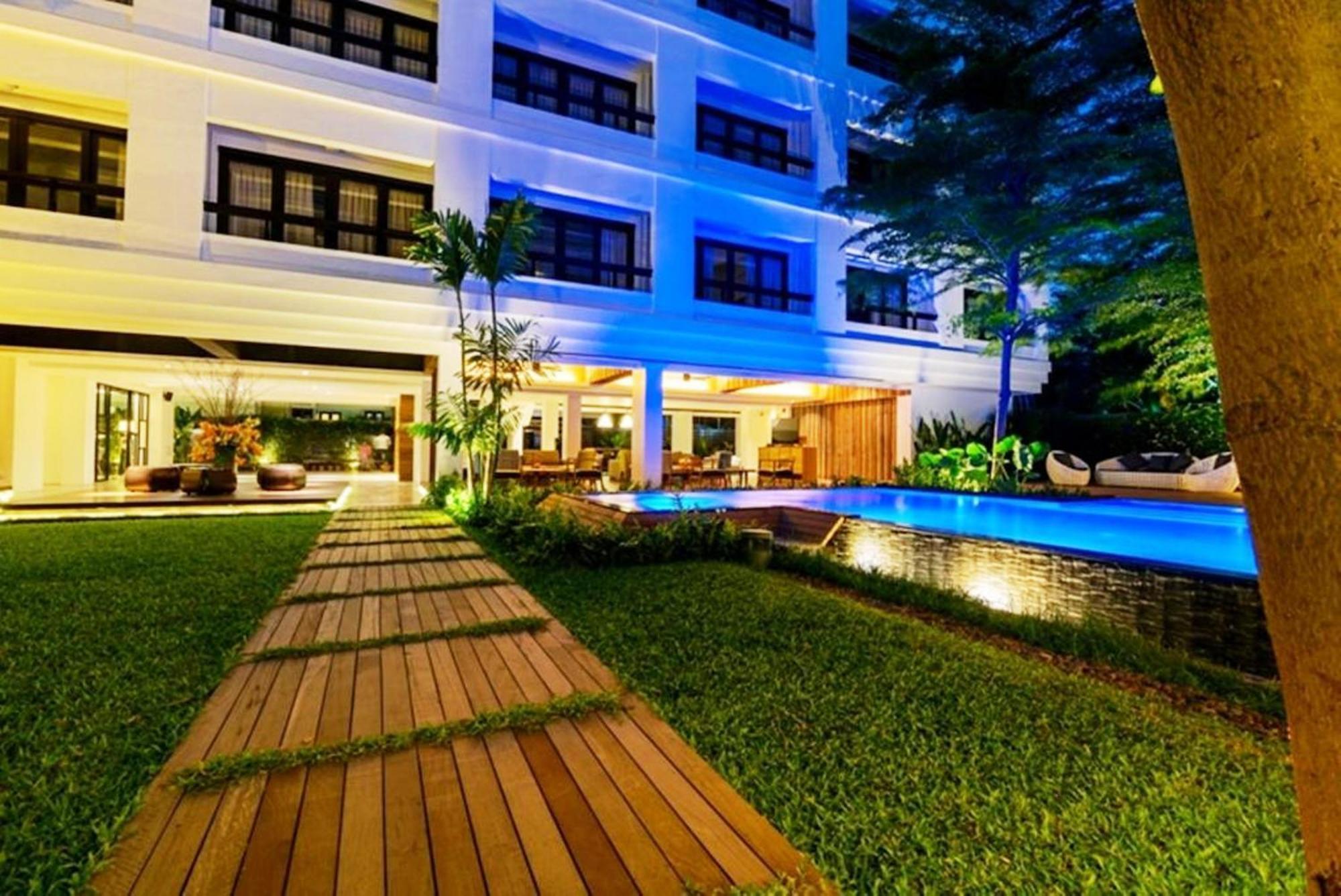 Uma Residence Banguecoque Exterior foto