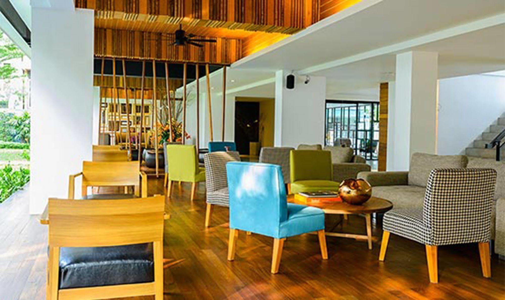Uma Residence Banguecoque Exterior foto