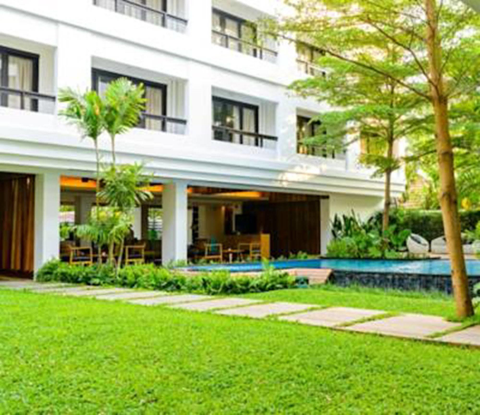 Uma Residence Banguecoque Exterior foto